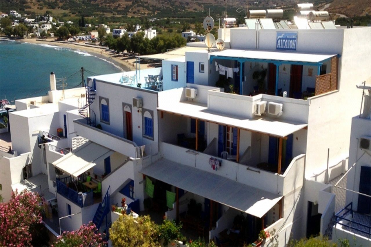 Aegeon Pension เอเกียลิ ภายนอก รูปภาพ